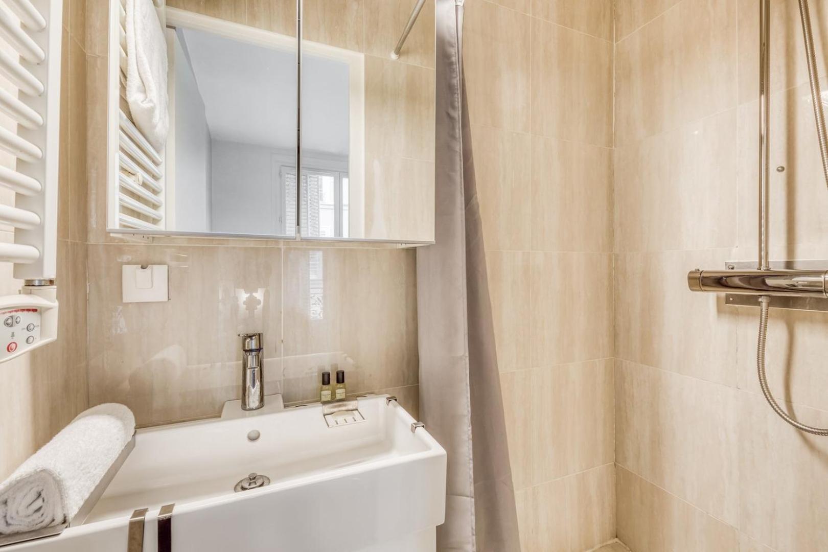 Charming Apartment Close To Bercy باريس المظهر الخارجي الصورة